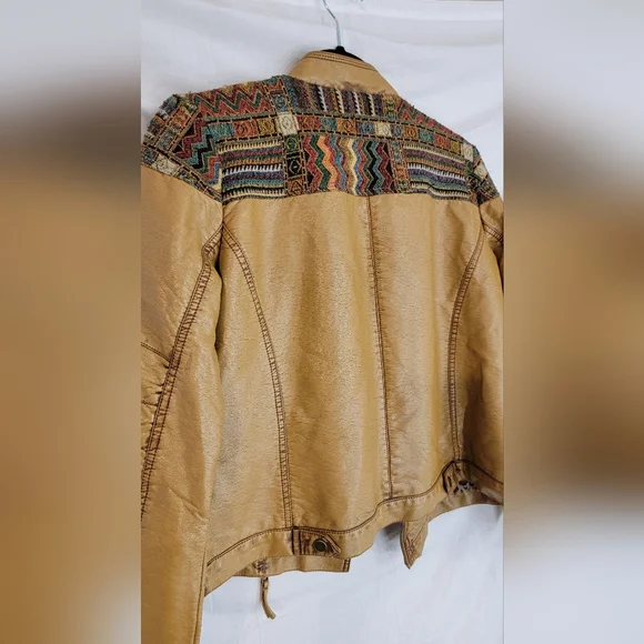Paparazzi by Biz Western Boho Embroidered Moto Jacket - Picture 3 of 7